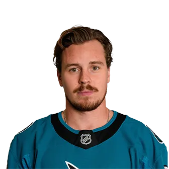 Carlsson, Lucas headshot