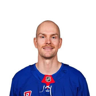 Vaakanainen, Urho headshot